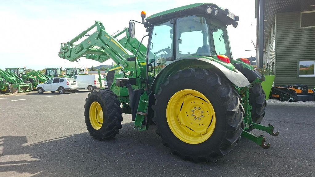Tracteur chargeur JOHN DEERE 6090RC - photo slide 3