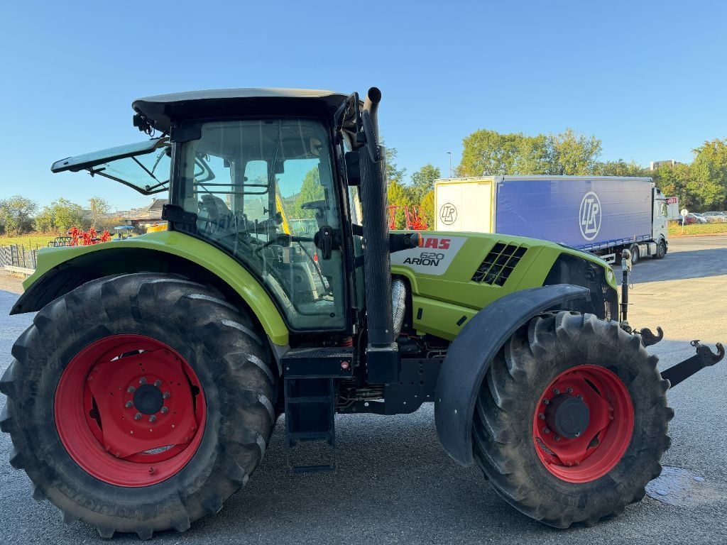 Tracteur CLAAS ARION 620 - photo slide 7