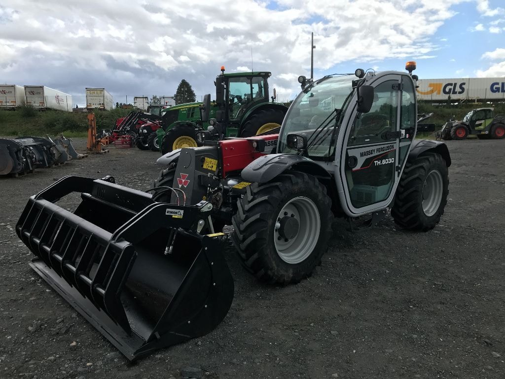 Telescopique MASSEY FERGUSON TH 6030 - photo slide 2
