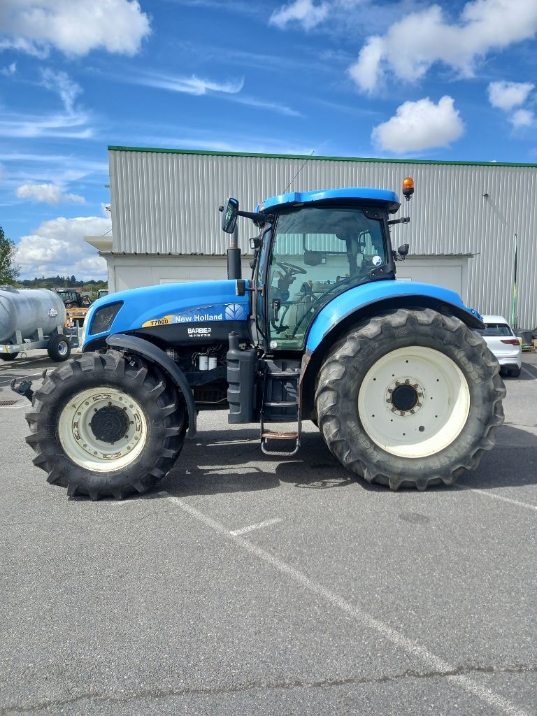 Tracteur NEW HOLLAND T7060 - photo slide 5