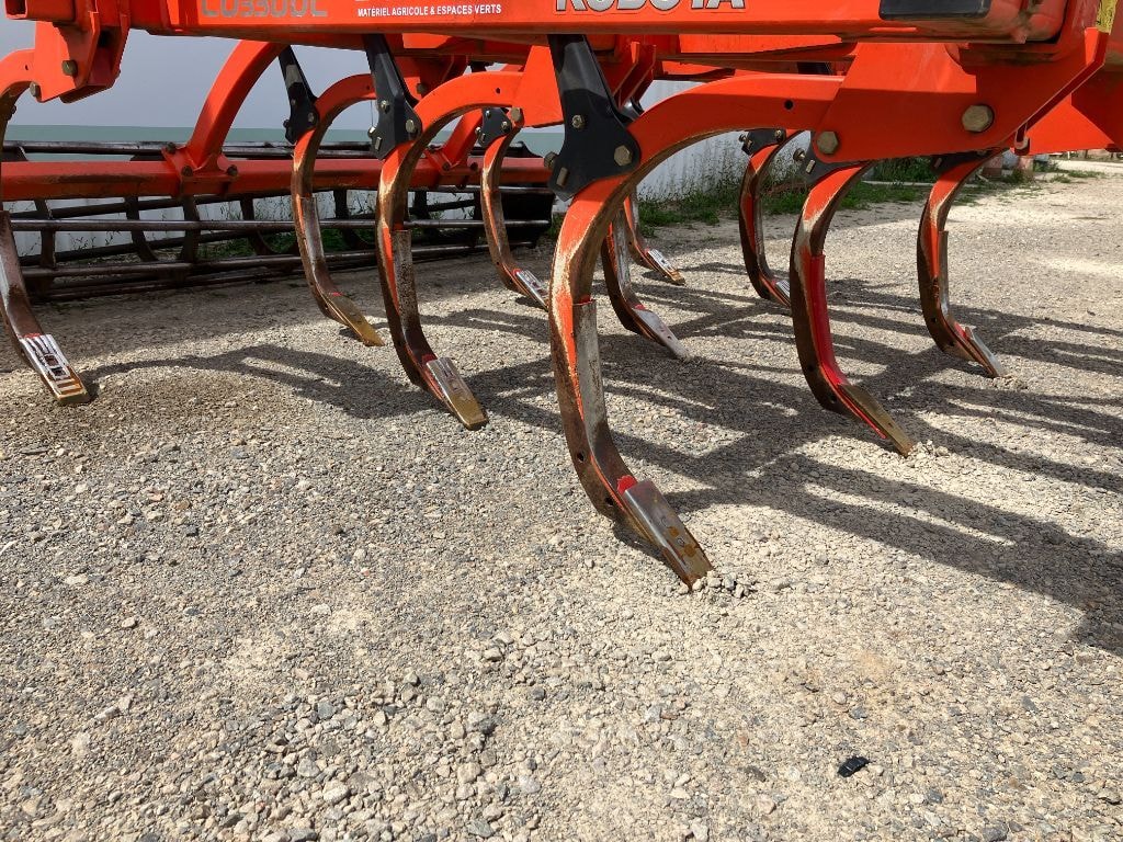 Dechaumeur KUBOTA CU 3300 C - photo slide 10