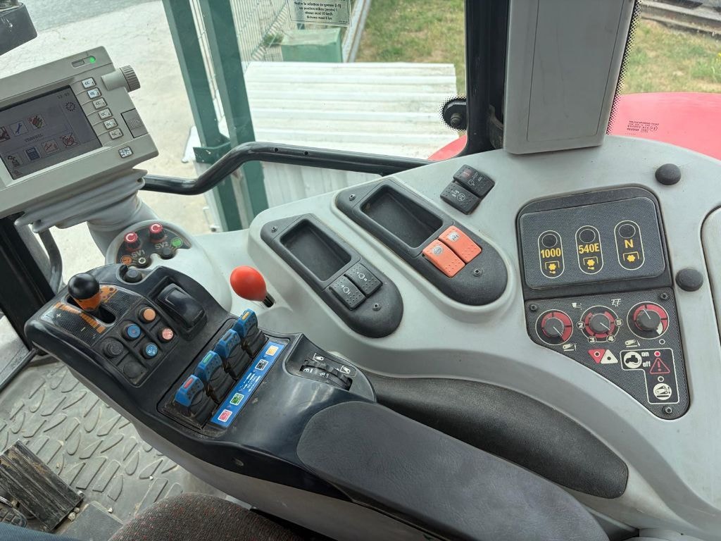Tracteur MASSEY FERGUSON 8460 Dyna-VT - photo slide 7