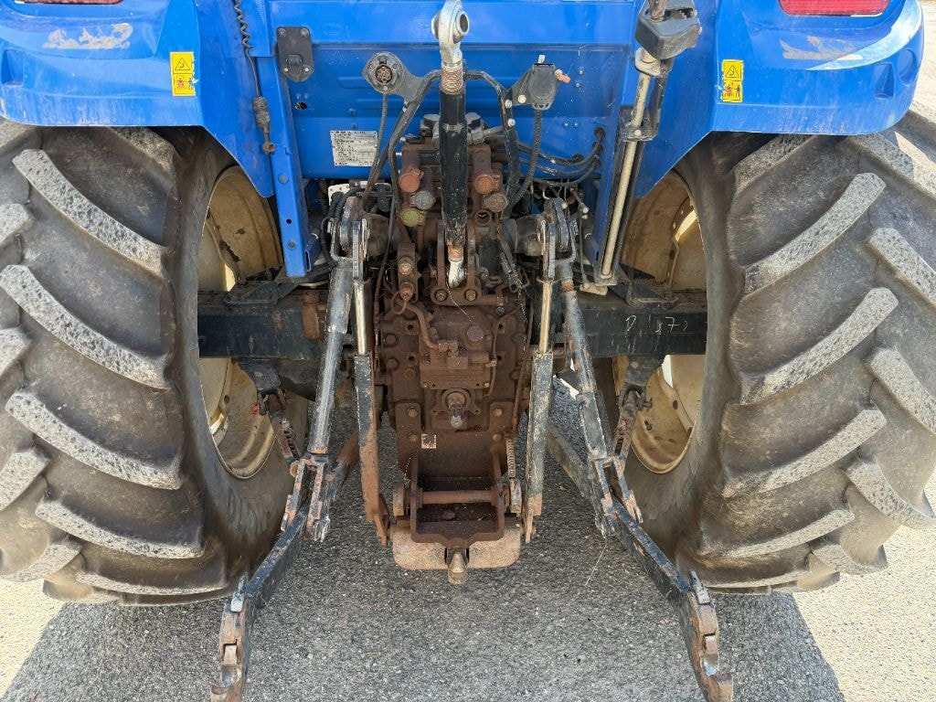 Tracteur chargeur NEW HOLLAND T5.95 DC - photo slide 9