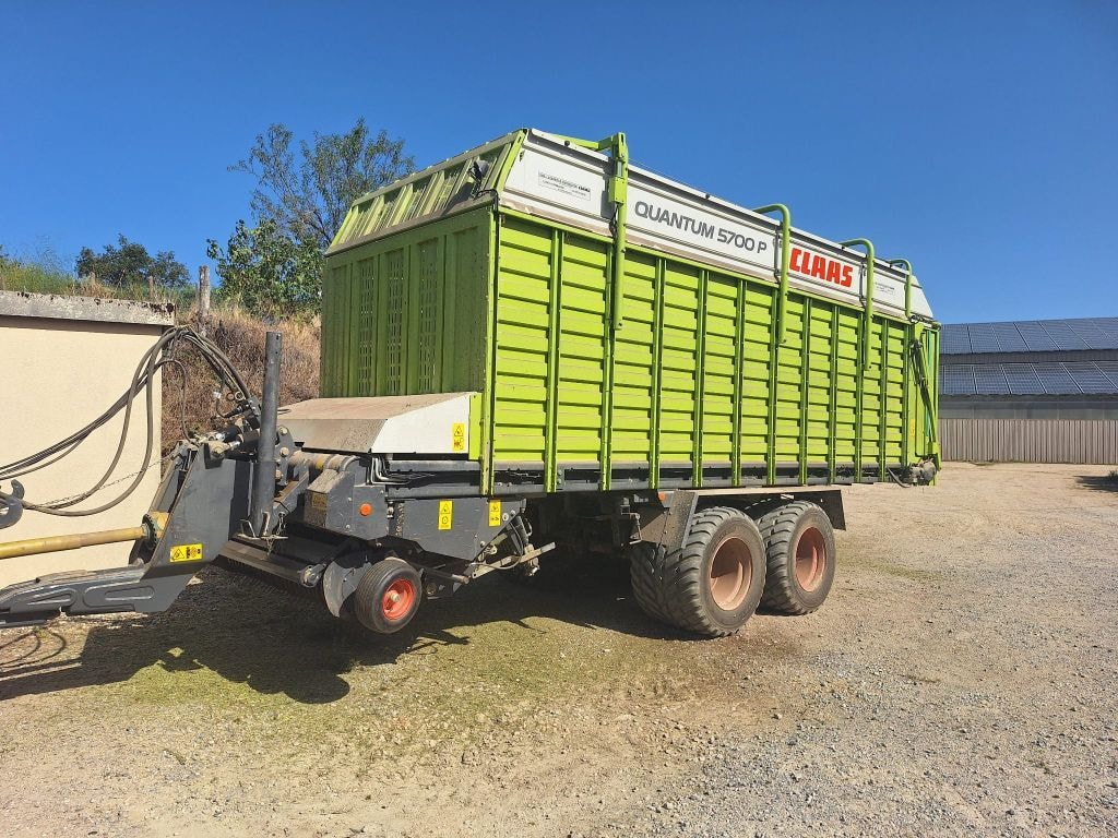 Autochargeuse CLAAS QUANTUM 5700 P - photo slide 1