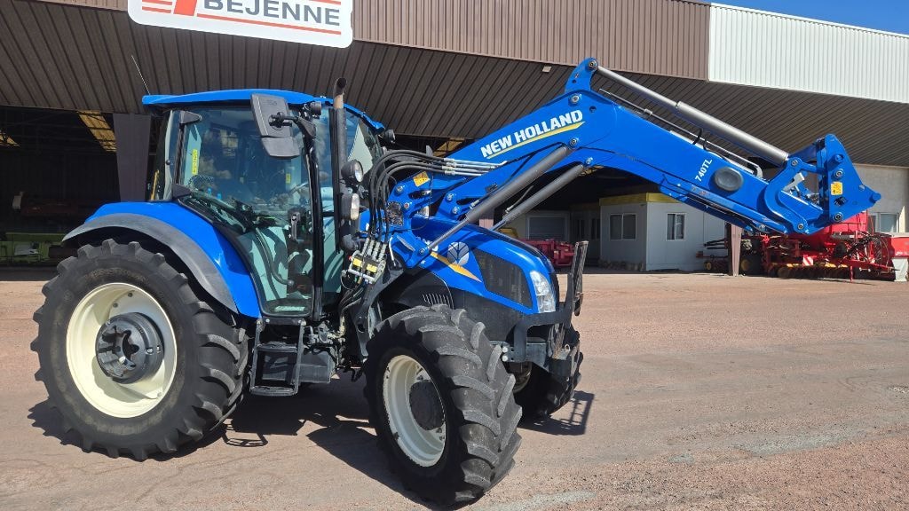 Tracteur chargeur NEW HOLLAND T5.105 DC - photo slide 21