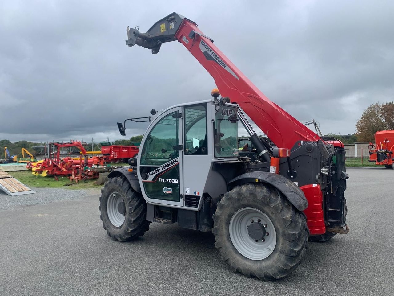 Telescopique MASSEY FERGUSON TH 7038 - photo slide 6