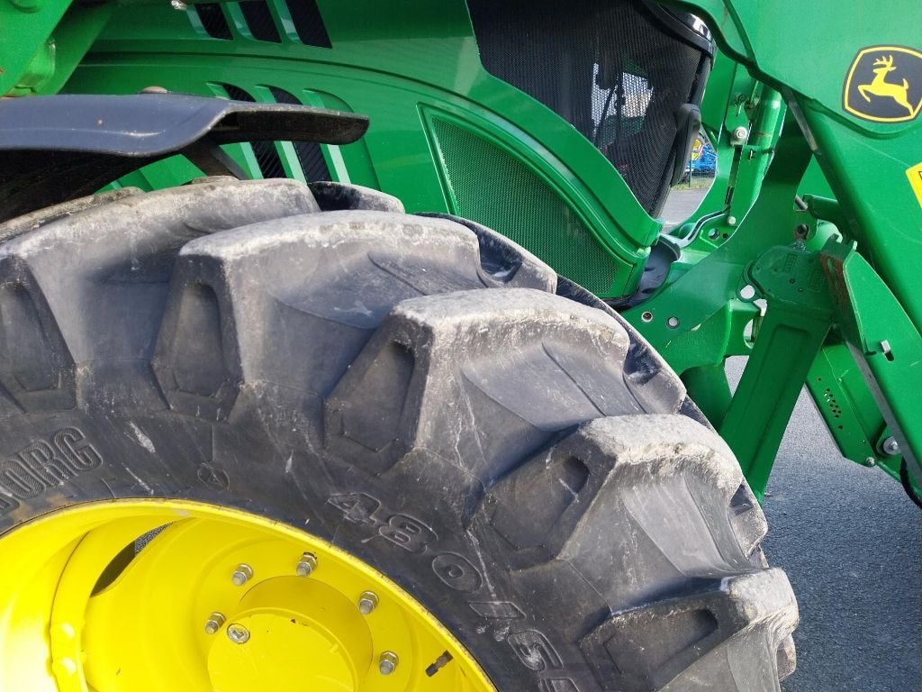 Tracteur chargeur JOHN DEERE 6140M - photo slide 7