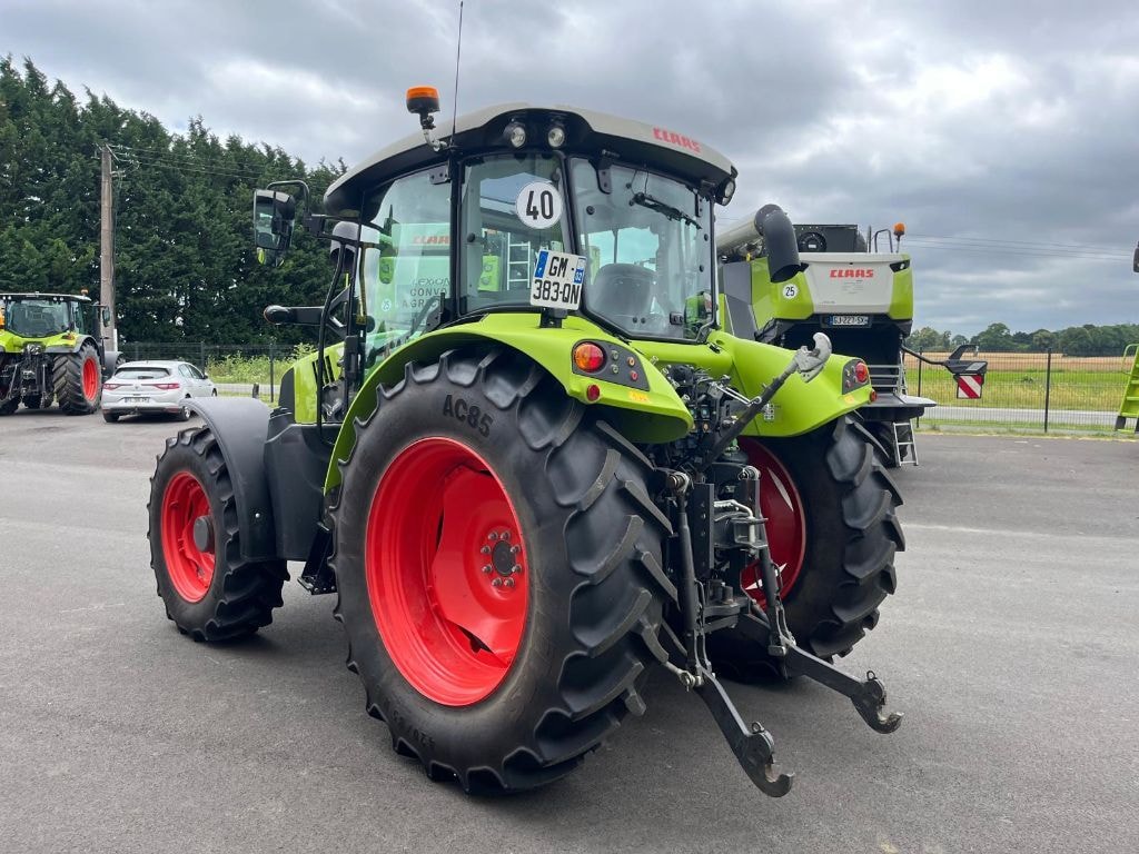 Tracteur CLAAS Arion 420  - photo slide 5