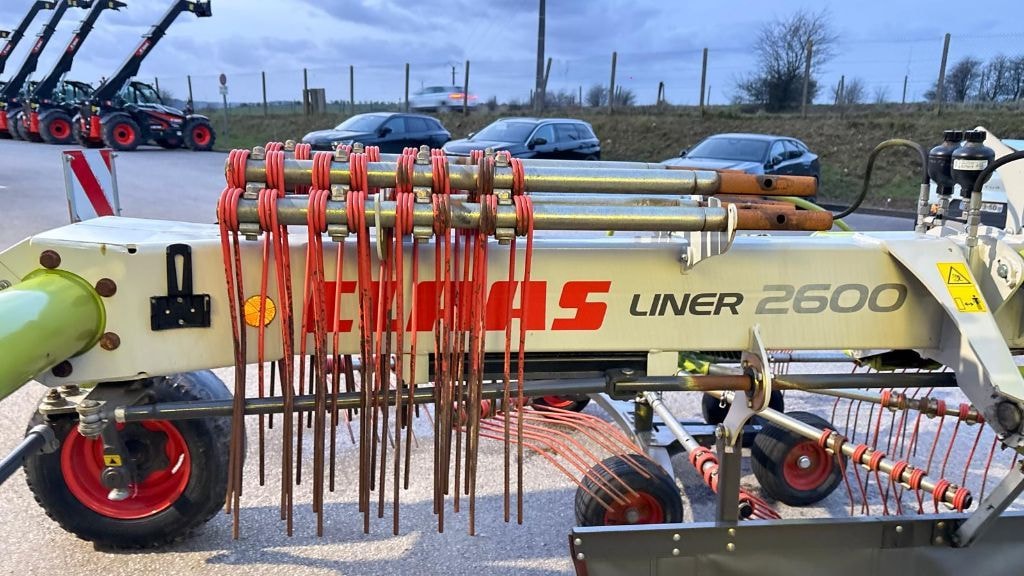 Andaineur CLAAS Liner 2600 - photo slide 15