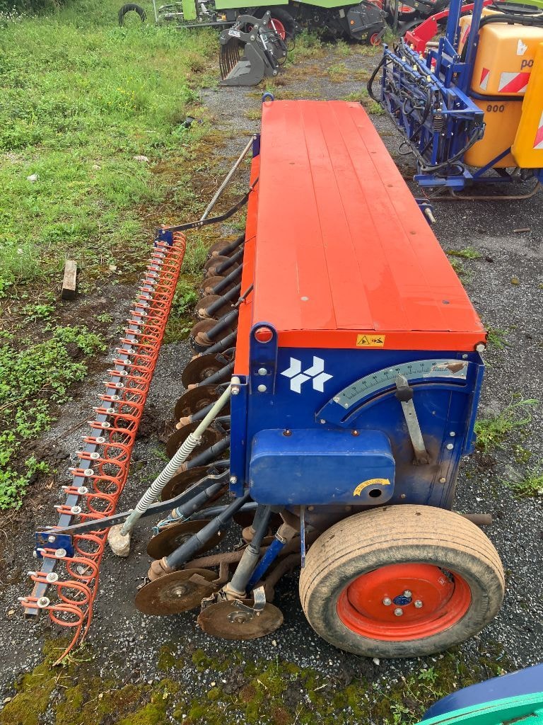 Semoir en ligne NORDSTEN NS 1030 - photo slide 2