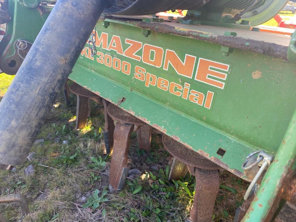 Combine de Semis AMAZONE KE 3000 spécial  - photo slide 9