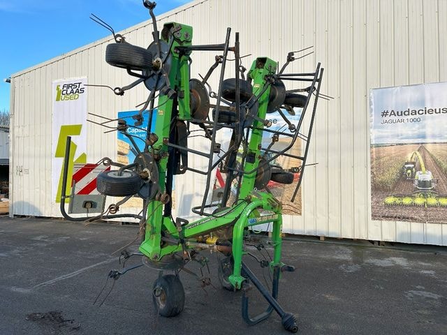 Faneuse DEUTZ FAHR CONDIMASTER 9021 - photo slide 1