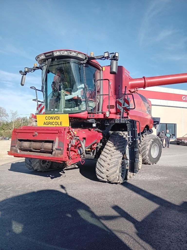 Moissonneuse CASE IH AXIAL-FLOW 8250 - photo slide 6