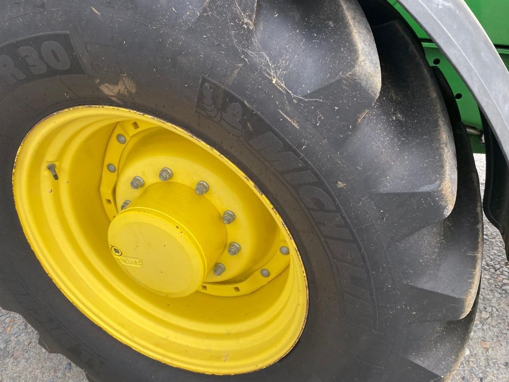 Tracteur JOHN DEERE 6155R - photo slide 18