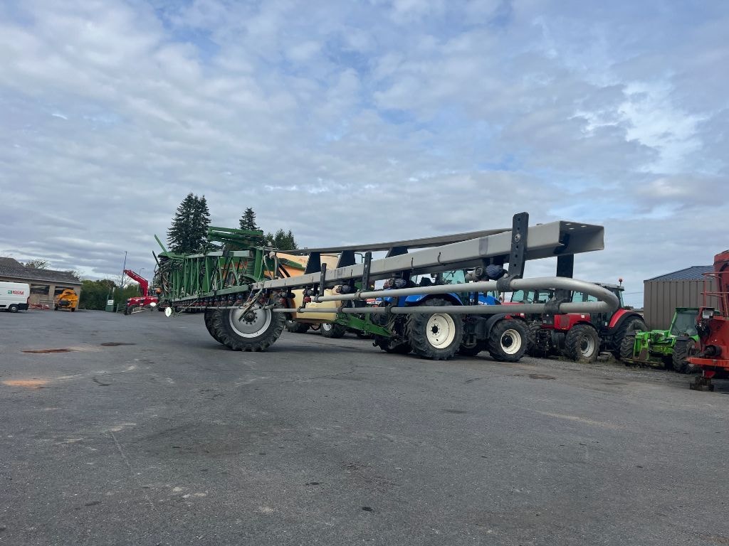 Pulverisateur AMAZONE UX 4200 SPECIAL - photo slide 21