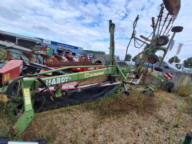 Andaineur KRONE SWADRO 810 - photo slide 1