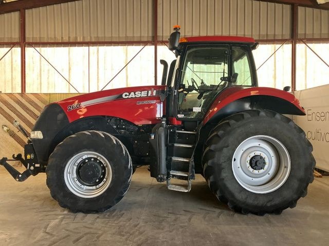 Tracteur CASE IH MAGNUM 260 - photo slide 2