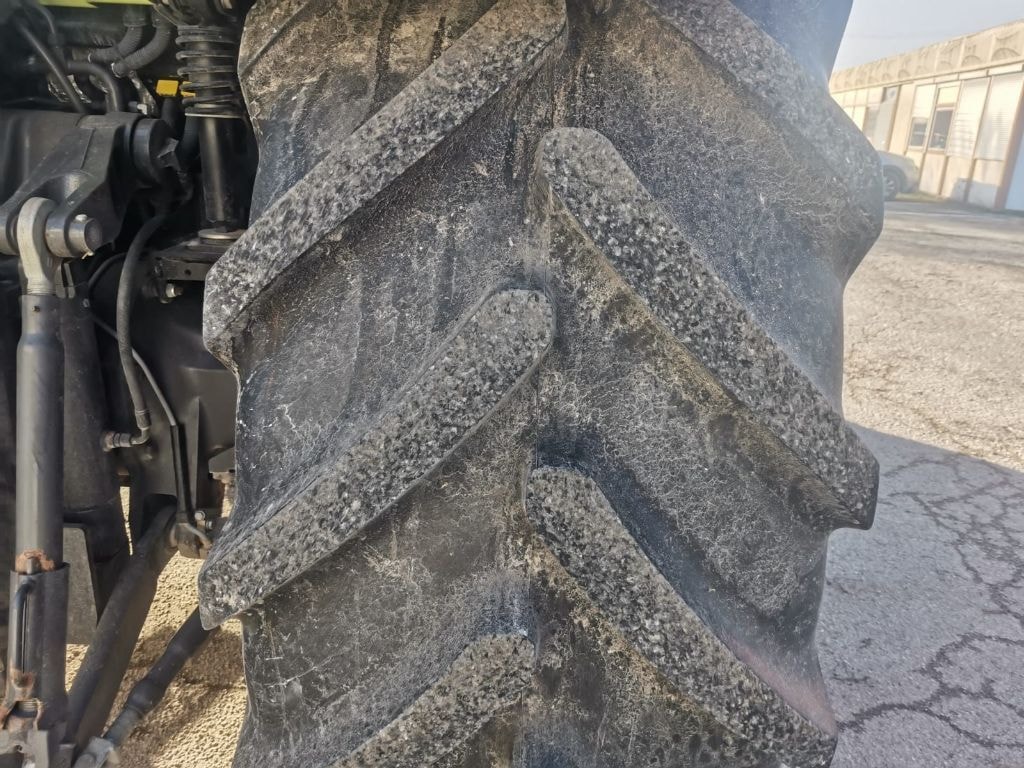 Tracteur CLAAS ARION 630 - photo slide 14