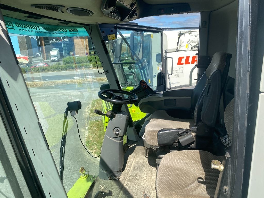 Moissonneuse CLAAS LEXION 650 4RM - photo slide 11