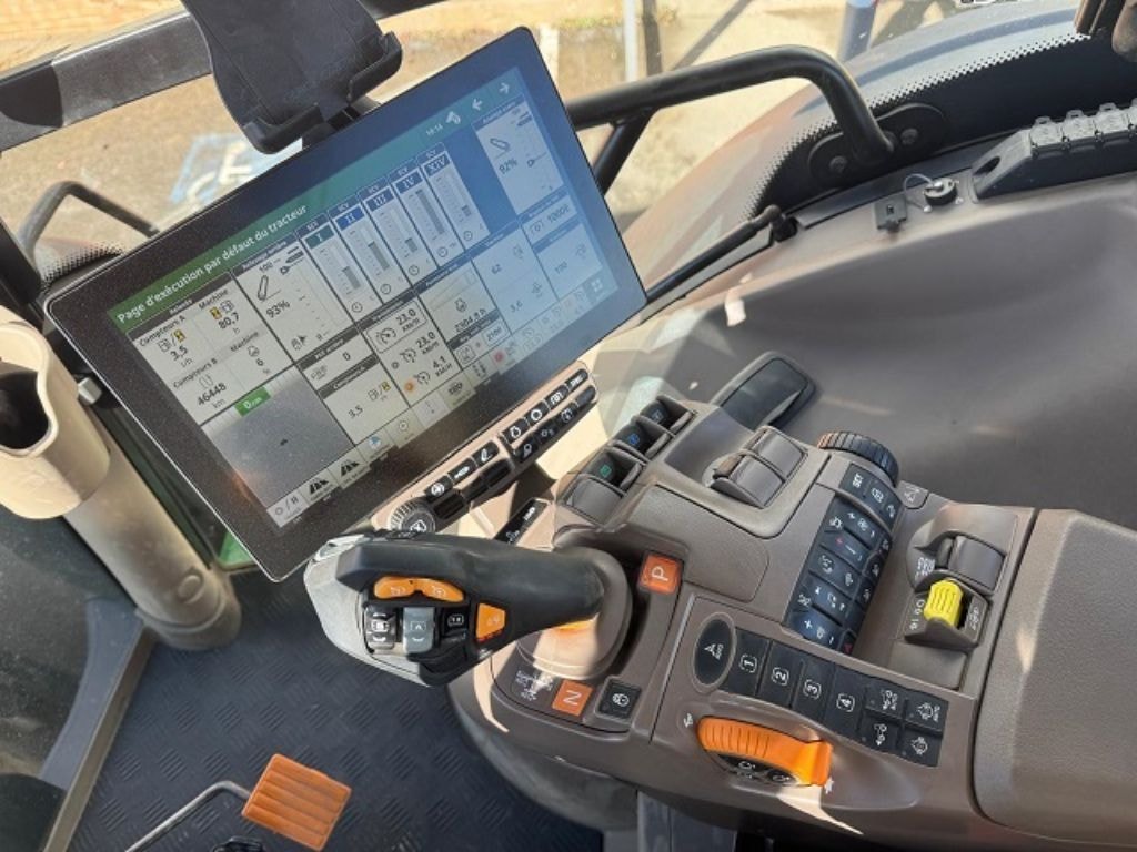 Tracteur JOHN DEERE 6R 250 - photo slide 10