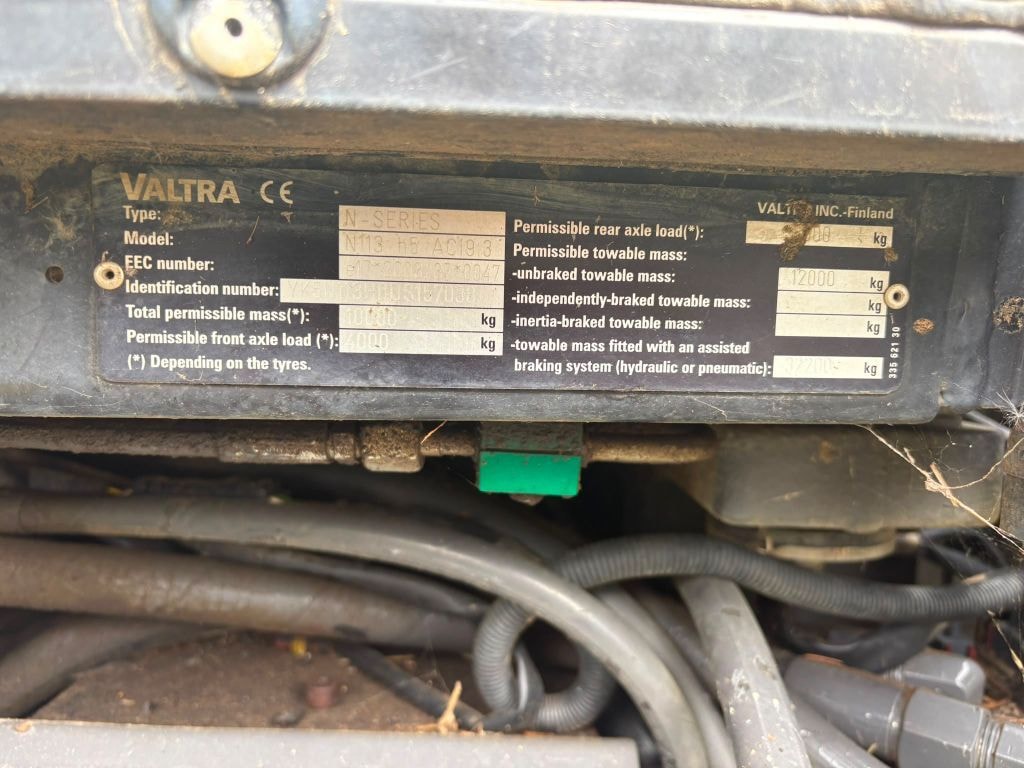 Tracteur VALTRA N113H5 - photo slide 10
