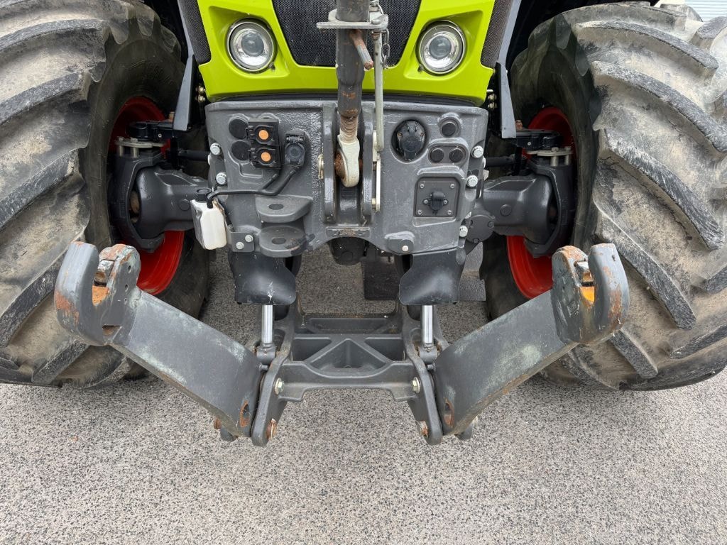 Tracteur CLAAS AXION 810 CEBIS - photo slide 14