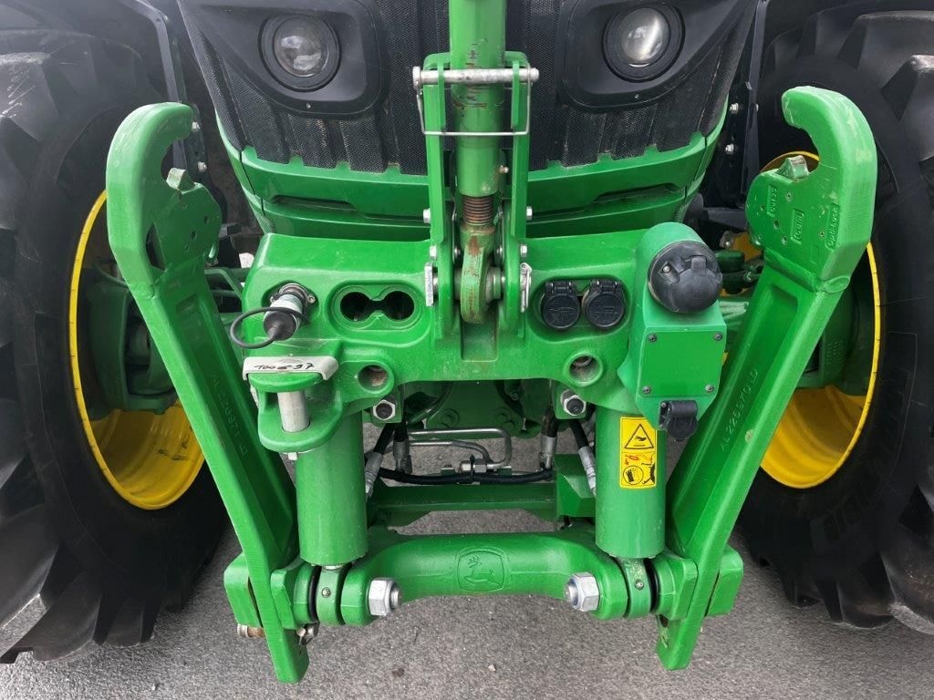 Tracteur JOHN DEERE 6R155 - photo slide 16