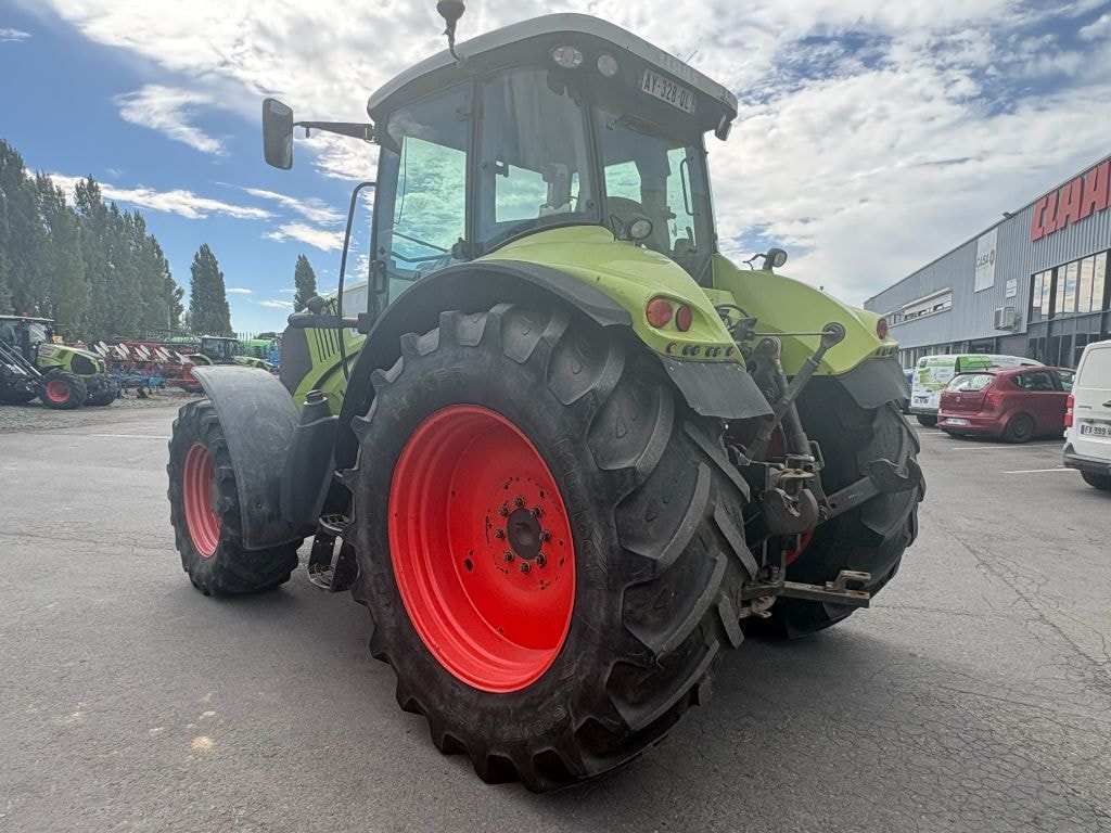 Tracteur CLAAS AXION 820 - photo slide 23