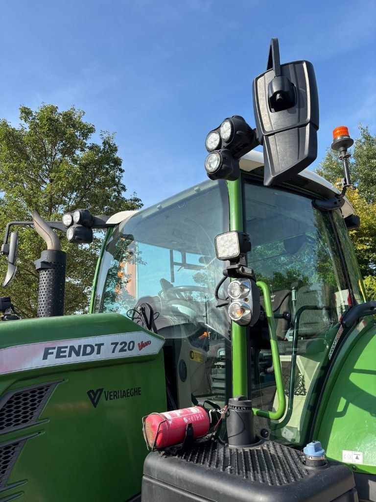 Tracteur FENDT 720 VARIO PROFI + - photo slide 7