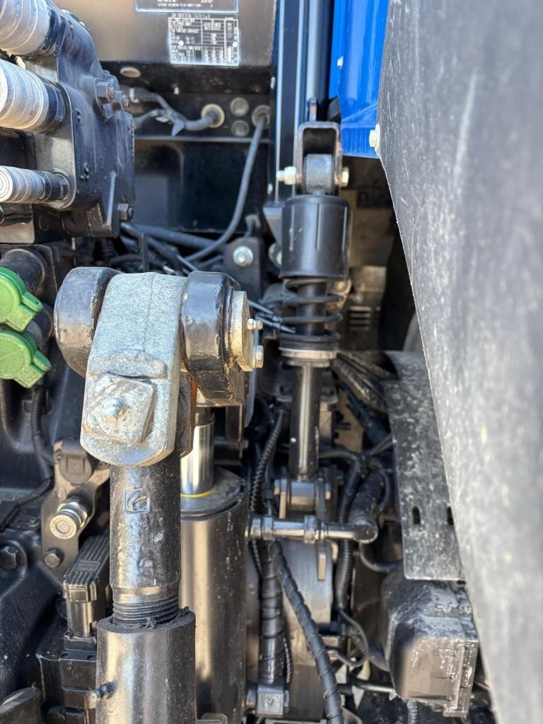 Tracteur NEW HOLLAND T7 315 HD  - photo slide 9