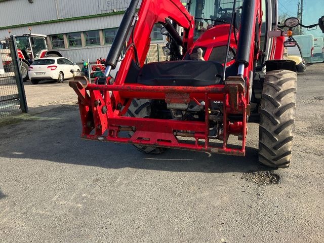 Tracteur chargeur MASSEY FERGUSON 5s115 - photo slide 16