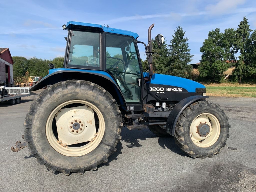 Tracteur NEW HOLLAND 8260 - photo slide 14
