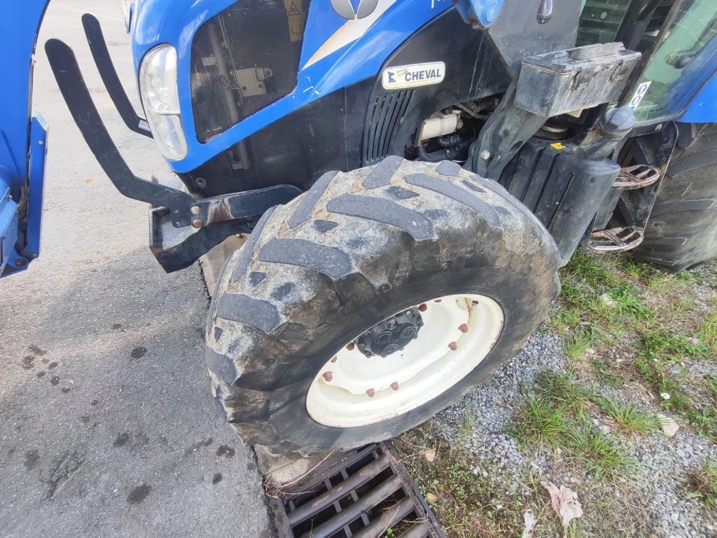 Tracteur chargeur NEW HOLLAND T4.95 - photo slide 8