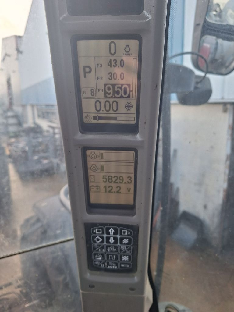 Tracteur CASE IH PUMA CVX 145 - photo slide 6