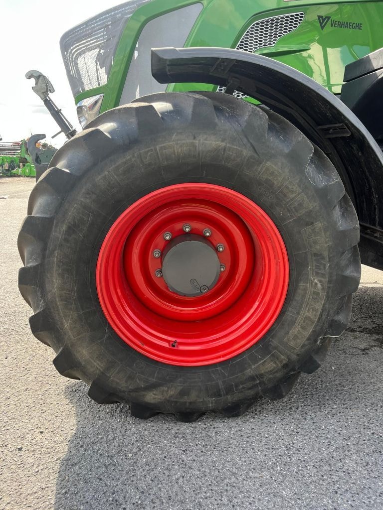 Tracteur FENDT 824 VARIO PROFI + - photo slide 17