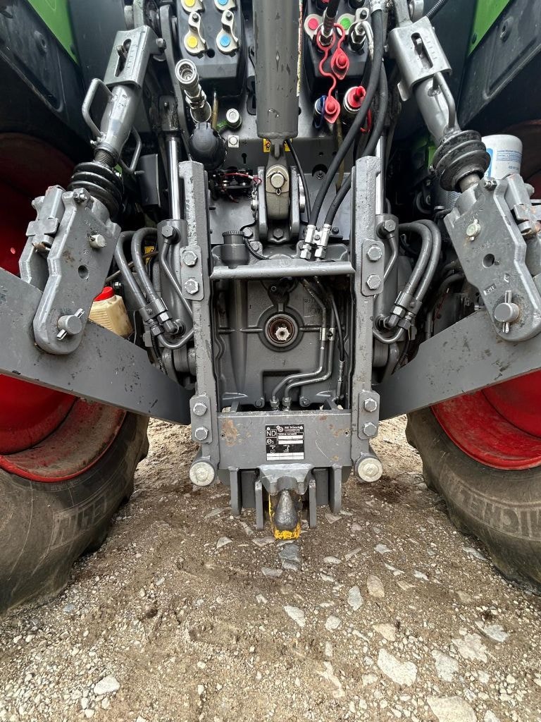 Tracteur chargeur FENDT 313 VARIO - photo slide 5
