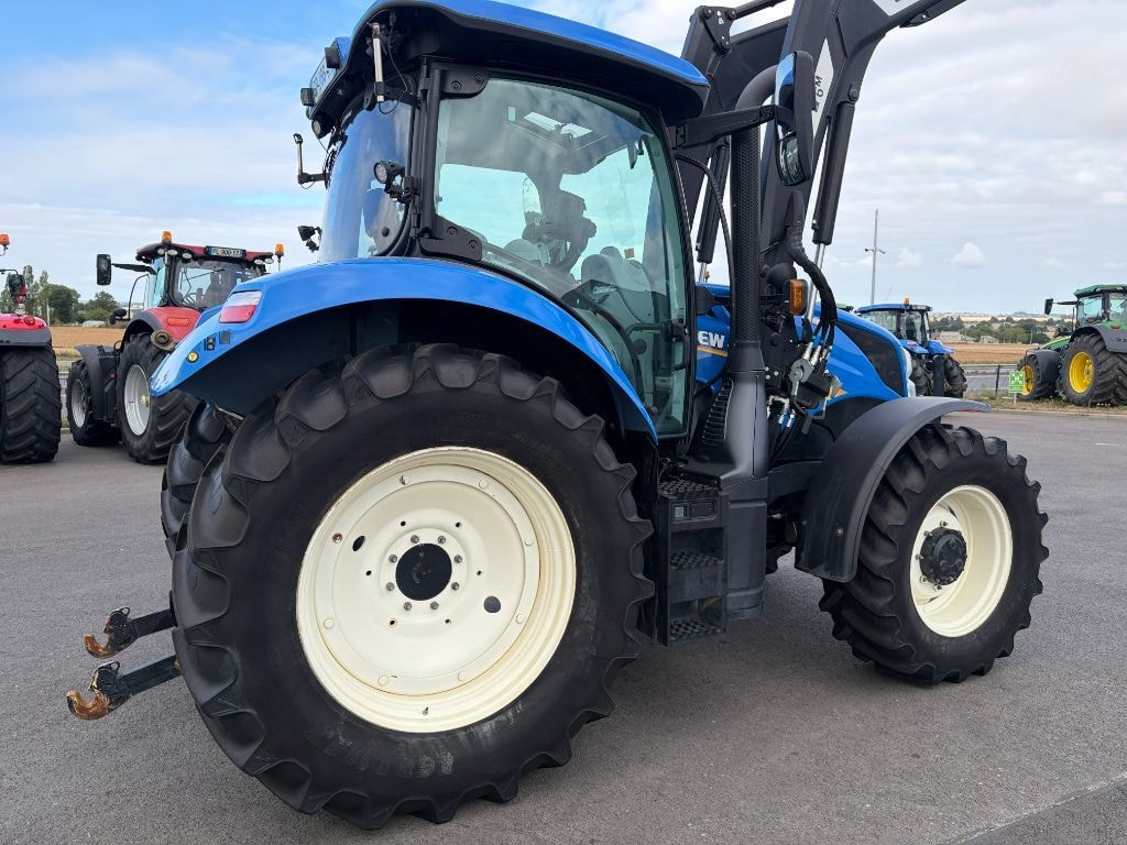 Tracteur chargeur NEW HOLLAND T6.160 - photo slide 14