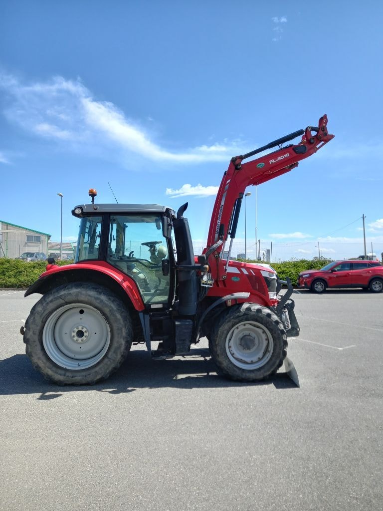 Tracteur chargeur MASSEY FERGUSON 6713S DYNA-6 EFFICIENT - photo slide 7