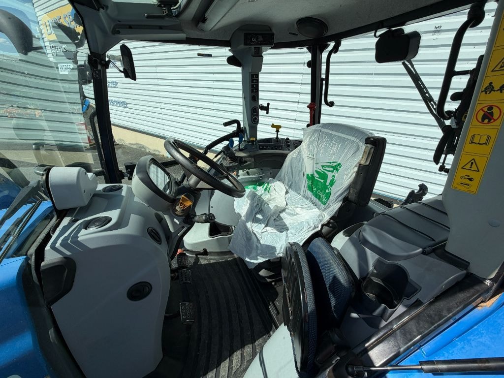 Tracteur NEW HOLLAND T5.120 EC - photo slide 10
