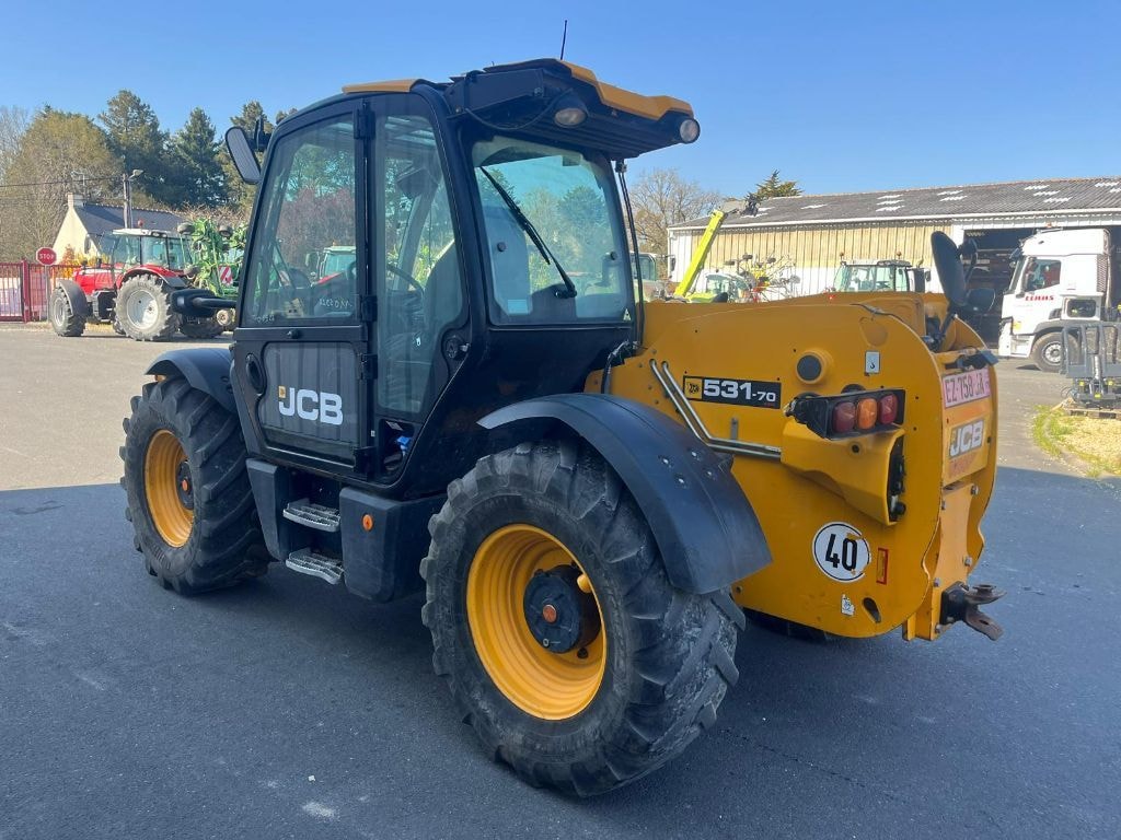 Telescopique JCB 531.70 AGRI 40 - photo slide 3