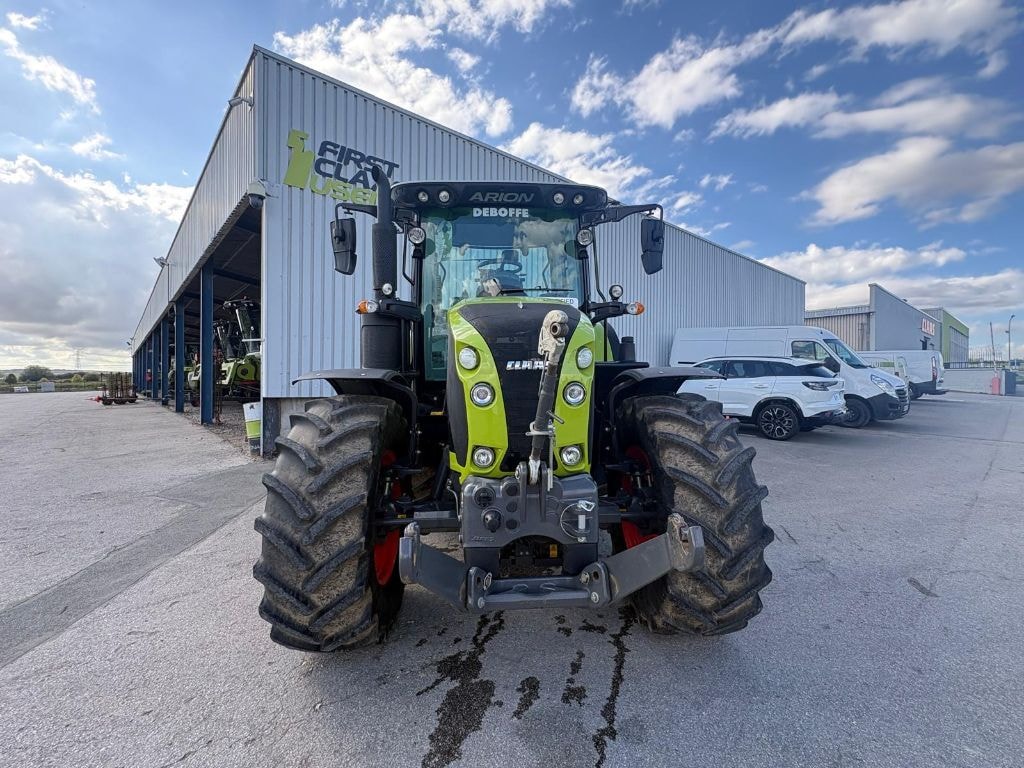 Tracteur CLAAS ARION 530 - photo slide 2