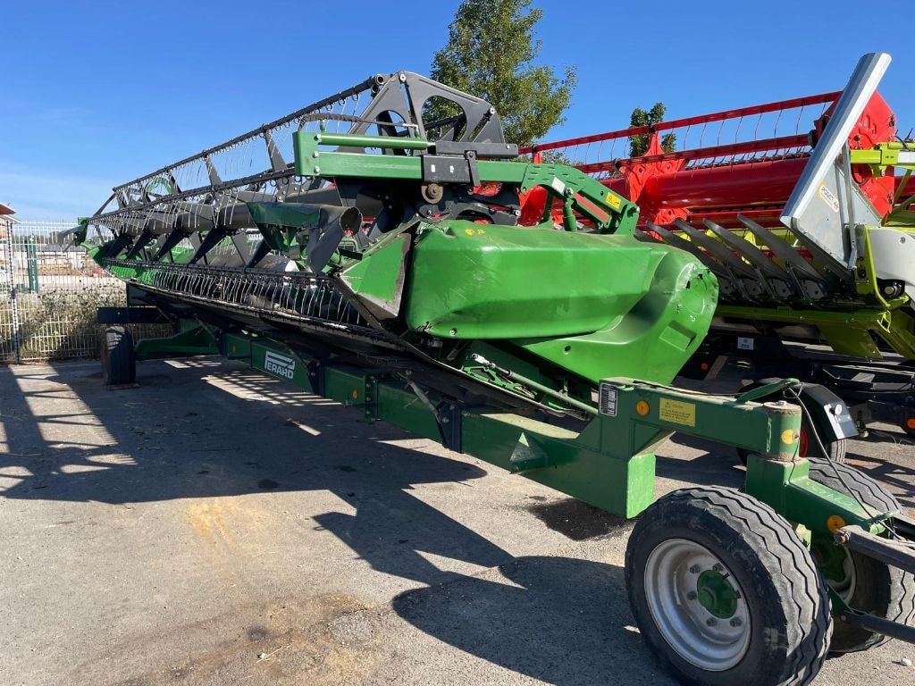 Moissonneuse JOHN DEERE T560i - photo slide 21