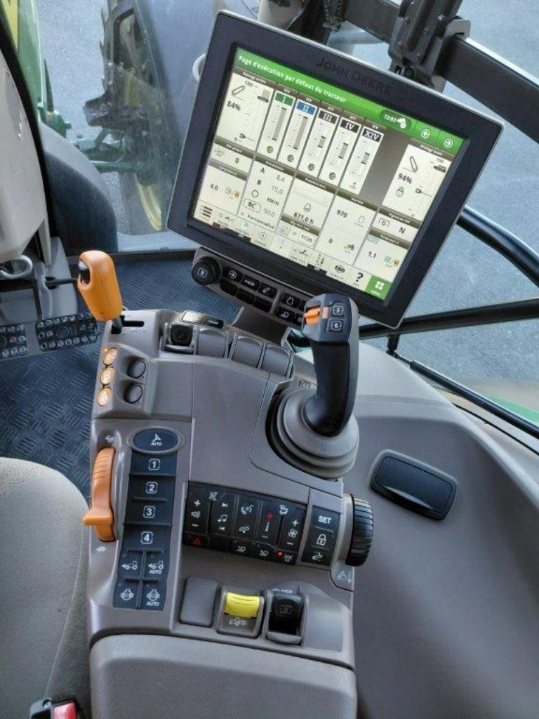 Tracteur JOHN DEERE 6R165 - photo slide 5