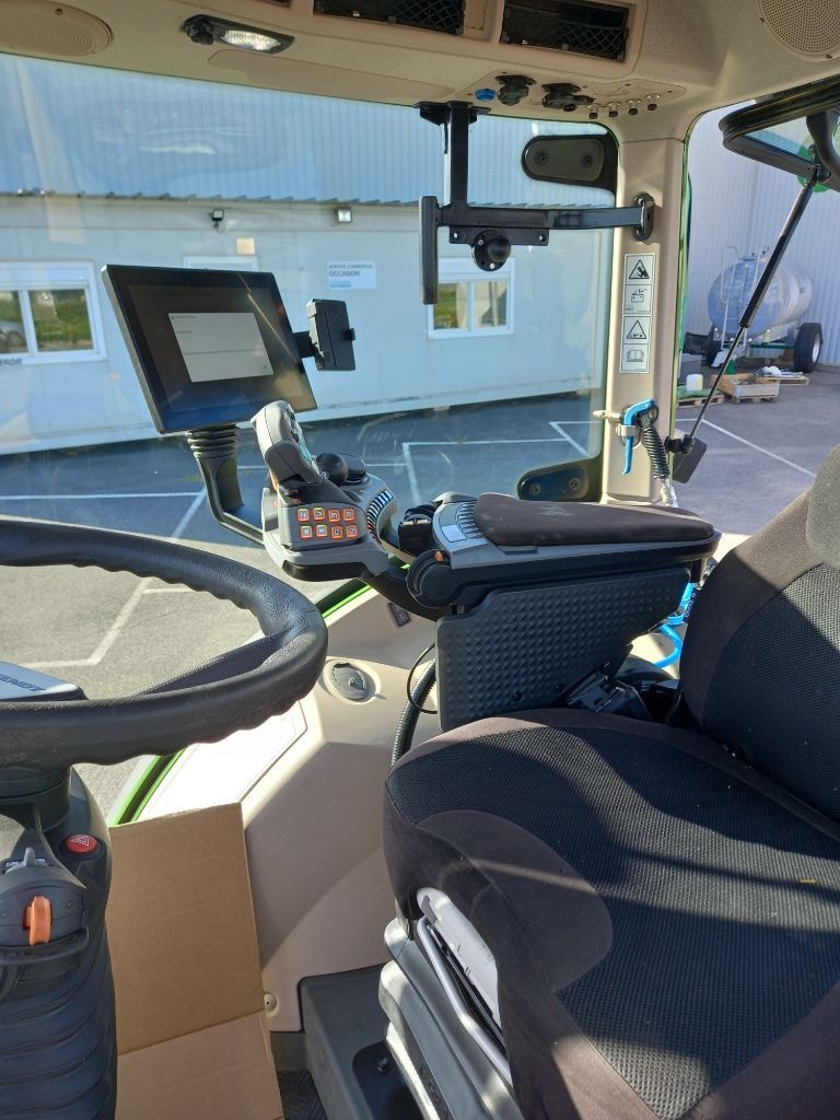 Tracteur FENDT 516 VARIO POWER - photo slide 14