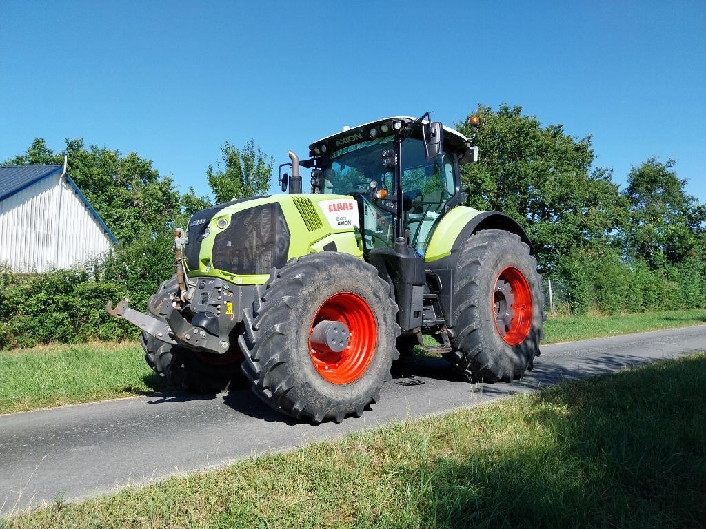 Tracteur CLAAS AXION 840 CIS - photo slide 1