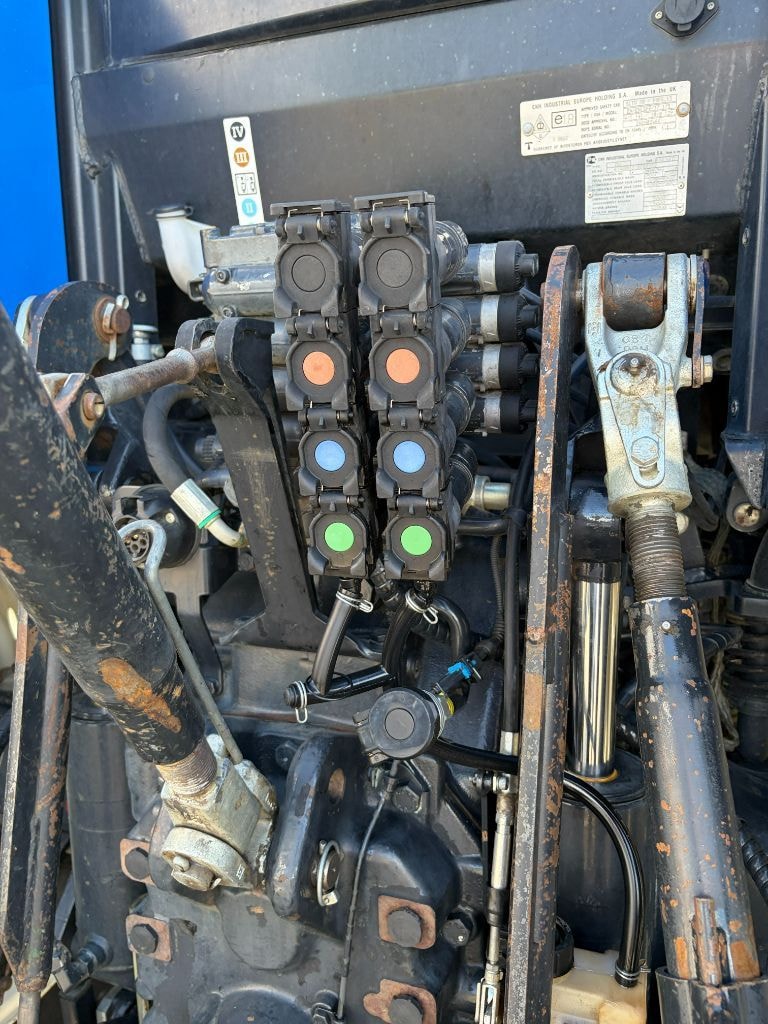 Tracteur NEW HOLLAND T7.175 - photo slide 11