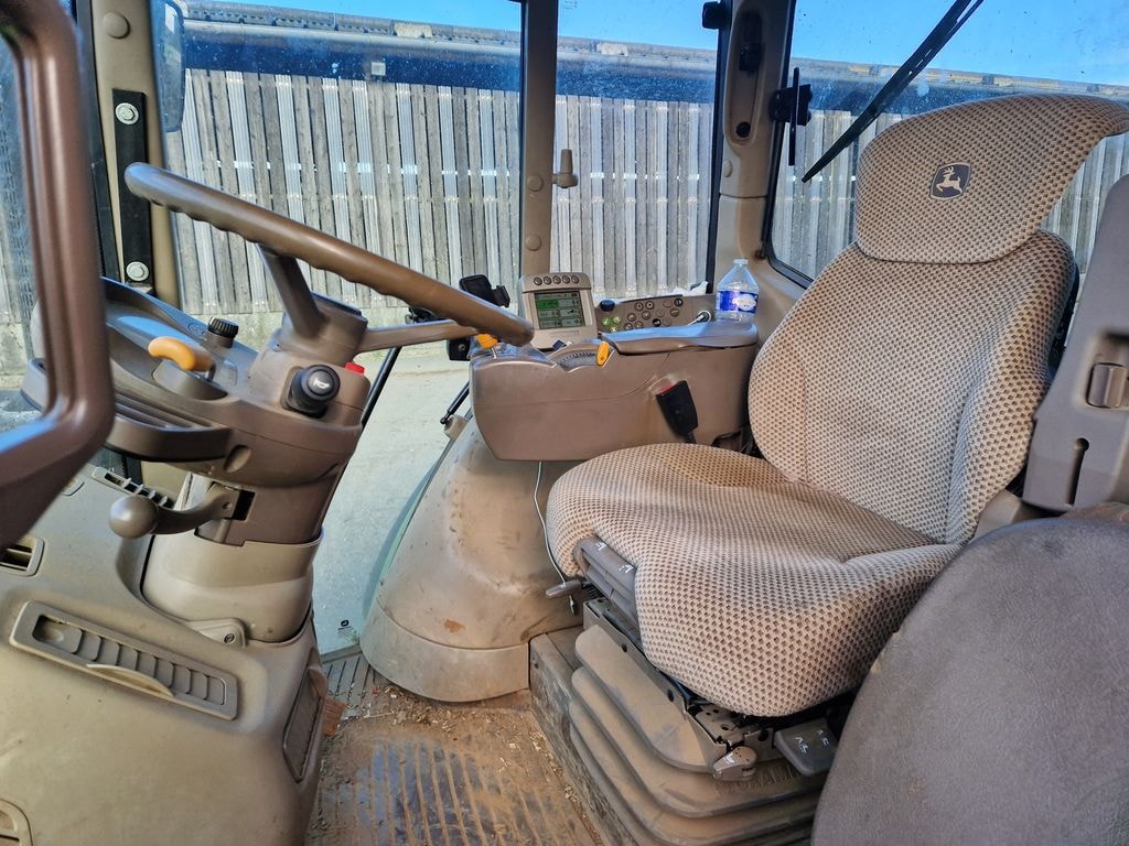 Tracteur JOHN DEERE 6830 PREMIUM - photo slide 12