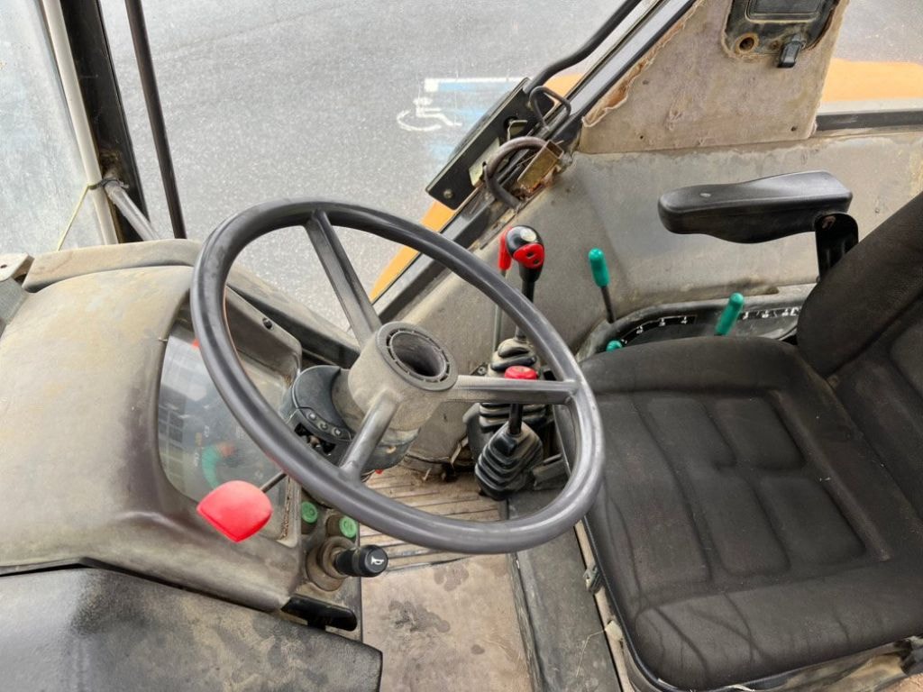 Tracteur RENAULT CERES335X - photo slide 10