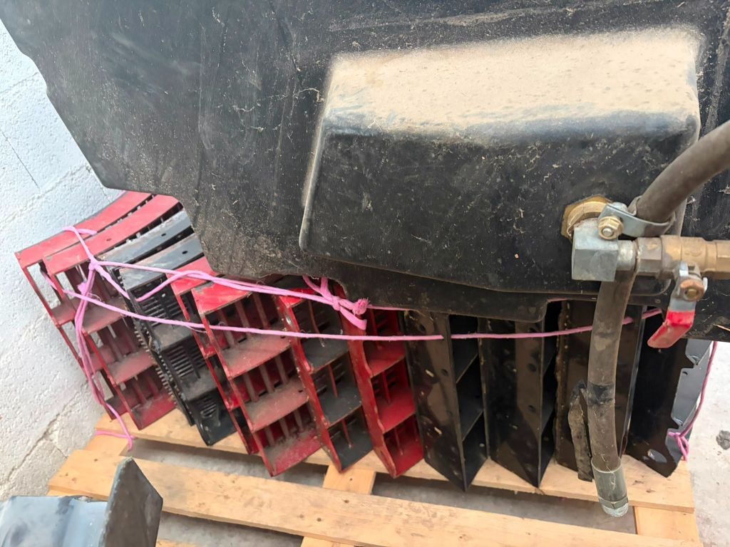 Moissonneuse CASE IH AXIAL-FLOW 9240 smart trax - photo slide 64