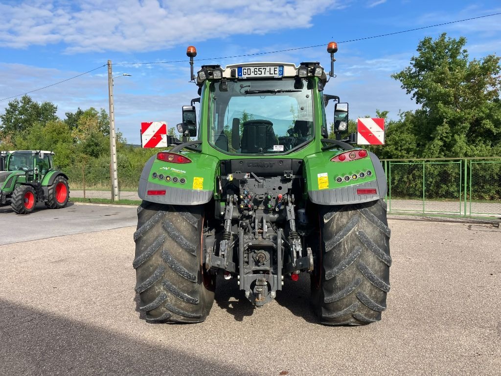 Tracteur FENDT 724 VARIO PROFI + - photo slide 12
